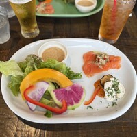 シャイニーアウル 表参道 - 