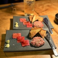 カルネジーオ イースト - 