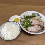 二代目おかだラーメン - 