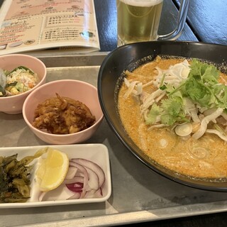 【追いパクチー】 口コミ一覧 : 四条パクチー - 四条（京都市営）/タイ料理 [食べログ]