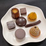 ガストロノミー ジョエル・ロブション - 