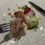 プレスキル - バラの花の形のぶりを崩して大根と一緒にいただきました