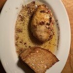 カルネジーオ イースト - 