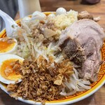 えどもんど - 『汁無し(350g)』1050円+『豚券』250円+『うずらの玉子』100円