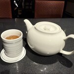 皇家龍鳳 (リーガロイヤルホテル大阪) - 香りの良い中国茶でリラックス。（無料）