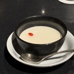 皇家龍鳳 (リーガロイヤルホテル大阪) - 杏仁豆腐