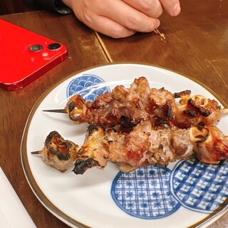 串屋横丁 もつ焼きセンター_1