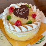 リストワールヤマモト - 赤い薔薇が咲いたような可憐なデコレーション