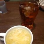 バーミヤン 用賀駅前店 - 玉子スープと烏龍茶