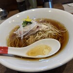 327299898 - 鶏と水（醤油）…税込880円