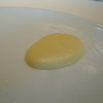 キュイジーヌ[s] ミッシェル・トロワグロ - 仔牛のすね肉 エシャロットのフォンダン ルッコラとエストラゴン・・・のマッシュポテト。