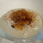 キュイジーヌ[s] ミッシェル・トロワグロ - トリュフ風味のカプチーノ　コーヒーのシャーベット(正式名称は不明)。