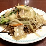 駅前泰陽楼 - 揚げ焼きそば