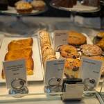 Kona Coffee Purveyors | b. patisserie - 