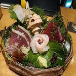 ダイナミックキッチン＆バー 響 有楽町店 - お刺身2人前