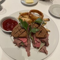 ウルフギャング・ステーキハウス シグニチャー - 