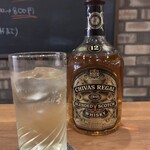 お酒の美術館 - ドリンク写真:R7.11再　シーバスリーガル12年ソーダ割り