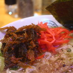 ラブラヌードル - 辛子高菜＆紅生姜オンザラーメン