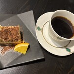 La Spiaggia - コーシーとティラミスのコラボヽ(*´∀｀)