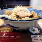 小川流 - 煮干醤油味玉らーめん 970円