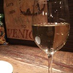 ブルスケッテリア デッリ アルティスティ - 14.11.13 ハウスワイン 白(450円)