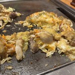 お好み焼 オモニ - 肉肉しくて食べごたえバツグン