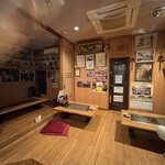 お好み焼 オモニ - 奥の小上がり