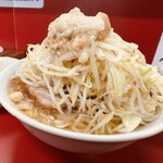 ラーメン二郎 - ヤサイノーコールでこの高さ…ほとんどヤサイコールと変わらなんだ！！
