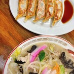 九州ラーメン友理 - 長崎ちゃんぽん　1100円税込
ギョーザ　450円税込