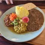 紅茶とクラフト酒のお店 タイフーン - 