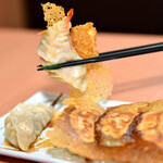 食べ放題 餃子や - 