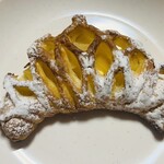 パンはパンでも… - アップルパイ