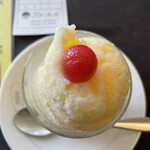 ツル茶ん - ミルクセーキ上から　