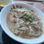 宝ラーメン - 料理写真: