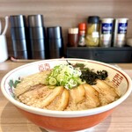 麺や 貴一 - 背脂煮干中華 TPチャーシュー3枚