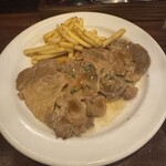 オステリア ピテカントロポ - 豚ロースソテー｡レモンバターソースがとても美味しい｡