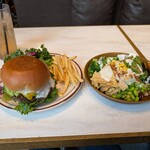 J.S. BURGERS CAFE 大同生命札幌ビル miredo札幌店 - 