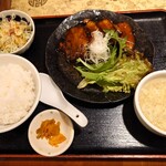 志峰飯店 - 「豚の角煮黒酢炒め定食」①