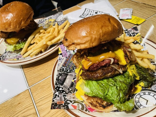 J.S. BURGERS CAFE 立川立飛店 （ジェイエスバーガーズカフェ）のご