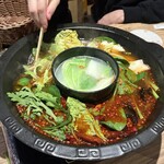 炭火しゃぶしゃぶ・土鍋・しらふゆ - 