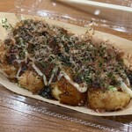 元天 ねぎ蛸 - 料理写真:たこ焼き/8個(甘口ソース)!