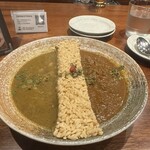 麻布十番 薬膳カレー 新海 - 