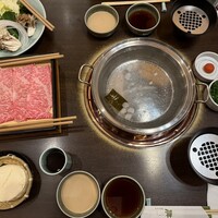 しゃぶ禅 渋谷店 - 右下が汁切り、左下が豆腐