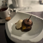 DRIFTWOOD BAR & GRILL (フェアモント東京) - 