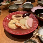 金澤旬料理 八兆屋 駅の蔵 金沢駅店 - 金澤おでん盛り合わせ(1500円ほど？)
