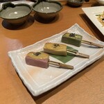 金澤旬料理 八兆屋 駅の蔵 - 三種生麩の味噌田楽(550円)