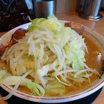 豚山  - 小ぶたつけ麺（豚５枚、野菜マシマシ）1,350円