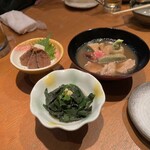 金澤旬料理 八兆屋 駅の蔵 金沢駅店 - 河豚の子糠漬け(600円) 、金時草の酢の物(450円)、加賀治部煮(1000円)