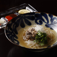 【平日限定ランチ・カウンター席】食後のカフェ付！選べるお料理、デザートなどカジュアルランチ