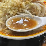 えどもんど - 豚の旨みがガツンと感じる濃厚スープ